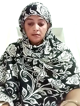 Snapshot of Chhaya_hot chatting on 10-15-25, 09:26 Chhaya hot online show from 10-15-25, 09:26