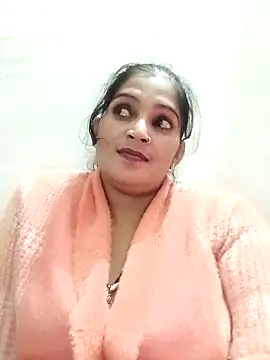 Snapshot of Chhaya_hot chatting on 11-18-25, 03:05 Chhaya hot online show from 11-18-25, 03:05