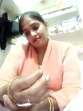 Snapshot of Chhaya_hot chatting on 11-25-25, 01:44 Chhaya hot online show from 11-25-25, 01:44