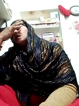 Snapshot of Chhaya_hot chatting on 12-15-25, 12:53 Chhaya hot online show from 12-15-25, 12:53