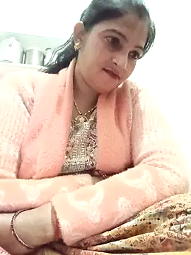 Snapshot of Chhaya_hot chatting on 12-17-25, 02:56 Chhaya hot online show from 12-17-25, 02:56