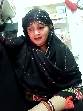 Snapshot of Chhaya_hot chatting on 12-19-25, 02:35 Chhaya hot online show from 12-19-25, 02:35