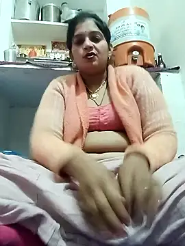 Snapshot of Chhaya_hot chatting on 01-13-26, 02:28 Chhaya hot online show from 01-13-26, 02:28