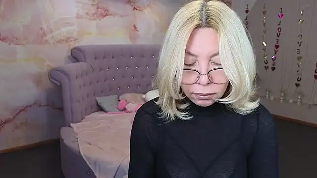 Wendy Waves online show from 10-05-25, 11:08