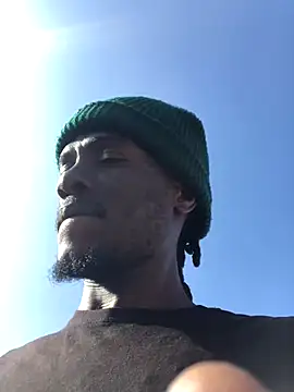 cuminsidebby online show from 10-17-25, 06:05