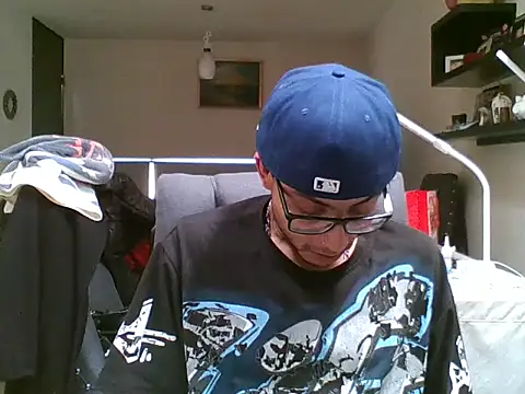 Snapshot of Jaleale33 chatting on 01-12-26, 04:23 Jaleale33 online show from 01-12-26, 04:23