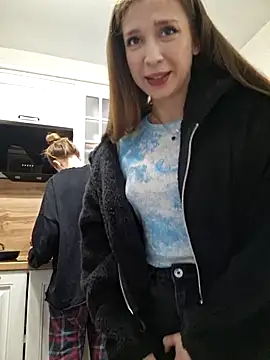 Snapshot of yourfavpsy_ chatting on 11-15-25, 12:45 yourfavpsy online show from 11-15-25, 12:45