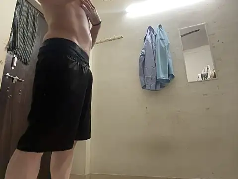 Snapshot of FitNhot_sam chatting on 10-24-25, 03:08 FitNhot sam online show from 10-24-25, 03:08