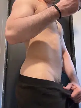 Snapshot of FitNhot_sam chatting on 02-27-26, 06:02 FitNhot sam online show from 02-27-26, 06:02