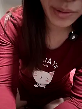 Snapshot of hihiakiko chatting on 11-19-25, 03:12 hihiakiko online show from 11-19-25, 03:12