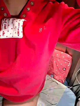 Snapshot of hihiakiko chatting on 12-04-25, 02:59 hihiakiko online show from 12-04-25, 02:59