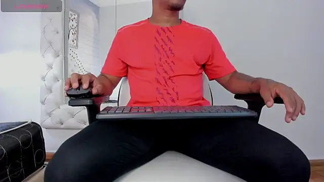 Yan king1 online show from 10-17-25, 06:49