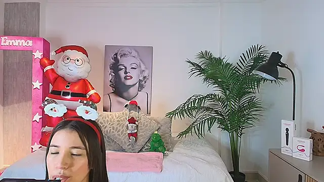 LUNAA    online show from 12-01-25, 03:55