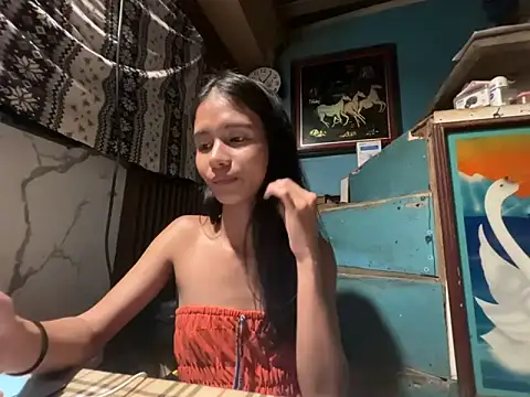 Snapshot of asya_chris chatting on 06-03-26, 02:33 asya chris online show from 06-03-26, 02:33
