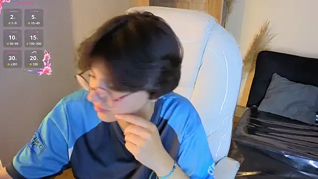 Snapshot of Nathaly_ds chatting on 10-23-25, 07:40 Nathaly ds online show from 10-23-25, 07:40