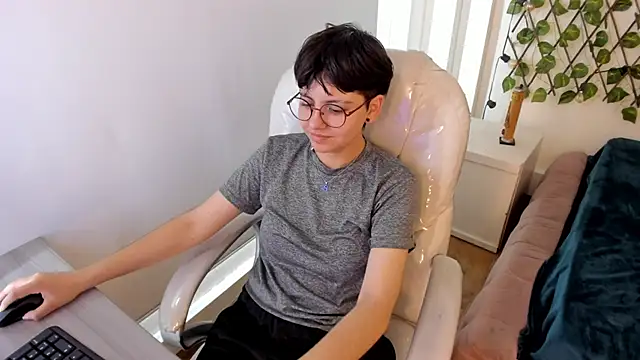 Snapshot of Nathaly_ds chatting on 11-07-25, 07:47 Nathaly ds online show from 11-07-25, 07:47