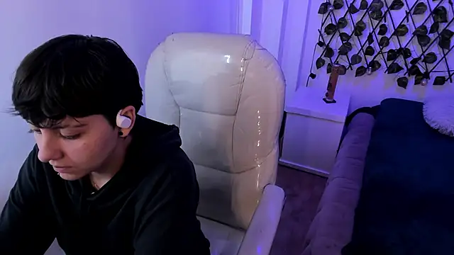 Snapshot of Nathaly_ds chatting on 11-14-25, 07:12 Nathaly ds online show from 11-14-25, 07:12