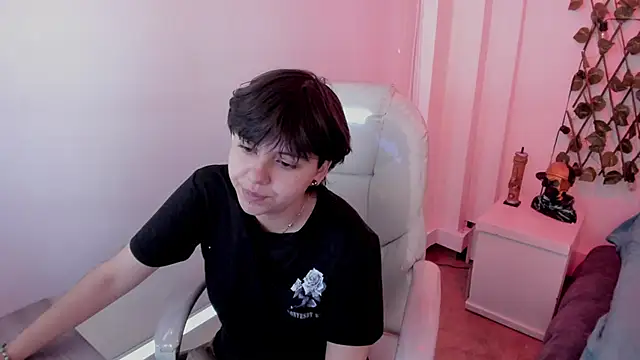 Snapshot of Nathaly_ds chatting on 01-10-26, 06:53 Nathaly ds online show from 01-10-26, 06:53