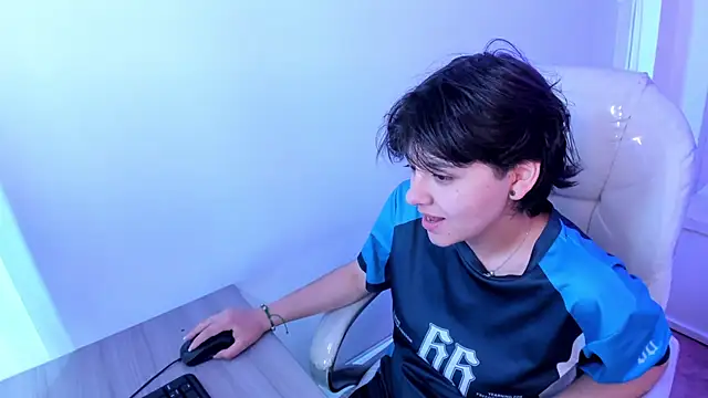 Snapshot of Nathaly_ds chatting on 02-08-26, 04:43 Nathaly ds online show from 02-08-26, 04:43