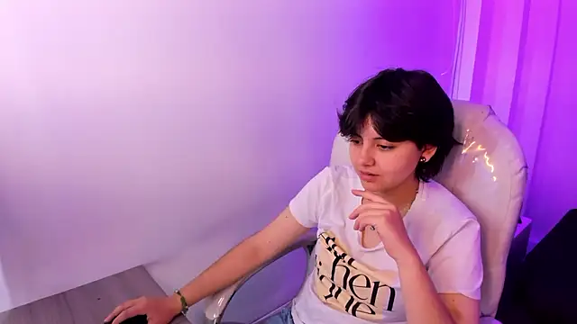 Snapshot of Nathaly_ds chatting on 02-19-26, 07:32 Nathaly ds online show from 02-19-26, 07:32