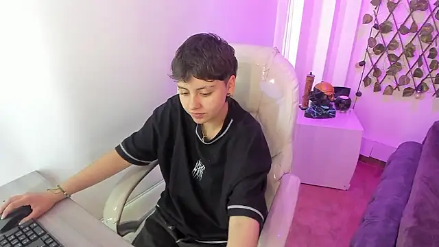 Snapshot of Nathaly_ds chatting on 03-04-26, 07:09 Nathaly ds online show from 03-04-26, 07:09