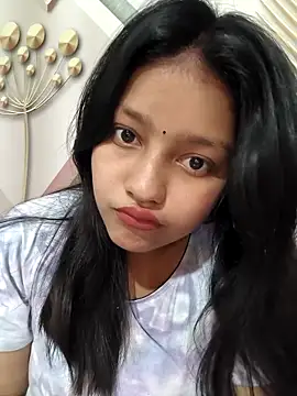 Snapshot of Dipali143143 chatting on 04-03-26, 07:06 Dipali143143 online show from 04-03-26, 07:06