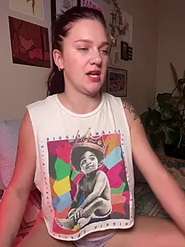 Snapshot of zarialove chatting on 09-18-25, 12:23 zarialove online show from 09-18-25, 12:23