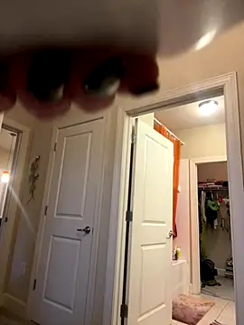 Snapshot of zarialove chatting on 10-03-25, 11:24 zarialove online show from 10-03-25, 11:24