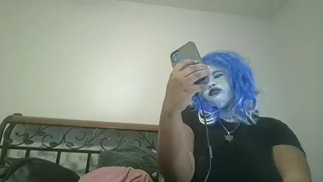 Snapshot of techprincessxx chatting on 09-16-25, 09:16 techprincessxx online show from 09-16-25, 09:16