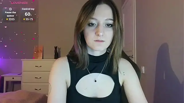 white liillyy online show from 04-24-26, 08:00