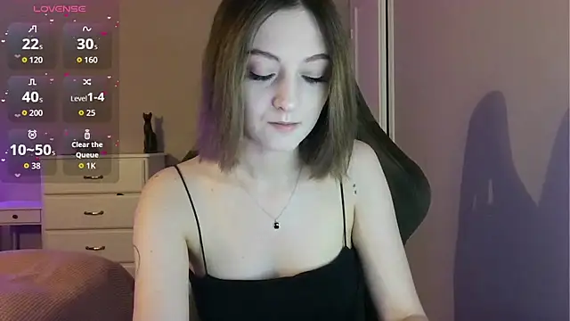 white liillyy online show from 06-07-26, 09:51