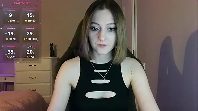white liillyy online show from 06-13-26, 08:07