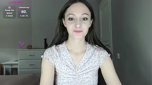 white liillyy online show from 07-28-26, 09:58