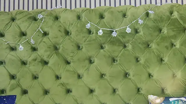 Snapshot of LunaHart chatting on 01-14-26, 03:06 LunaHart online show from 01-14-26, 03:06