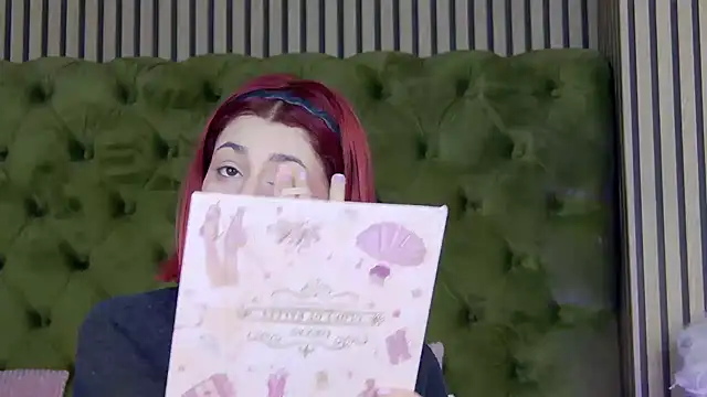 Snapshot of LunaHart chatting on 02-24-26, 05:27 LunaHart online show from 02-24-26, 05:27