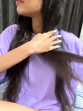 Snapshot of Desire_Zoya chatting on 09-24-25, 08:01 Desire Zoya online show from 09-24-25, 08:01