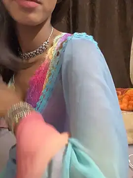 Snapshot of Desire_Zoya chatting on 09-25-25, 05:05 Desire Zoya online show from 09-25-25, 05:05