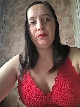 Snapshot of EvelinCutex chatting on 11-06-25, 06:25 EvelinCutex online show from 11-06-25, 06:25