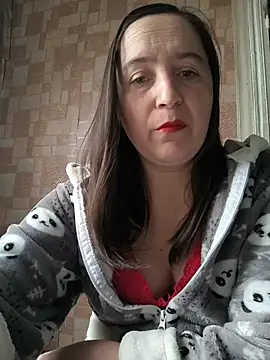 Snapshot of EvelinCutex chatting on 02-18-26, 08:54 EvelinCutex online show from 02-18-26, 08:54