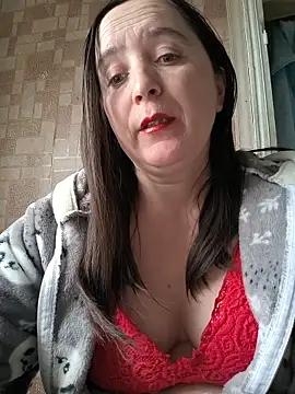 Snapshot of EvelinCutex chatting on 03-04-26, 11:49 EvelinCutex online show from 03-04-26, 11:49