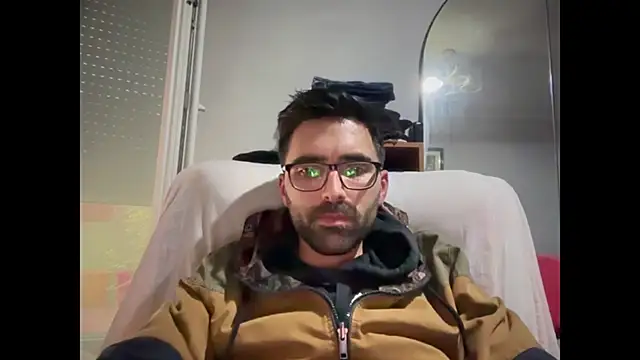 Snapshot of Alicante34 chatting on 04-04-26, 01:30 Alicante34 online show from 04-04-26, 01:30