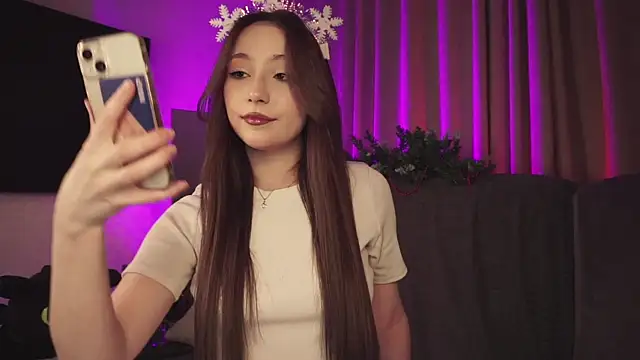 Snapshot of wetpussydaily chatting on 12-17-25, 03:51 wetpussydaily online show from 12-17-25, 03:51