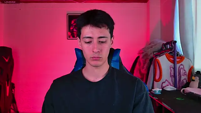 Snapshot of Jeremias_miller chatting on 12-19-25, 10:17 Jeremias miller online show from 12-19-25, 10:17