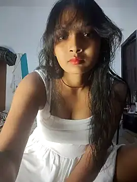 RAYI Queen 2 online show from 10-17-25, 01:03