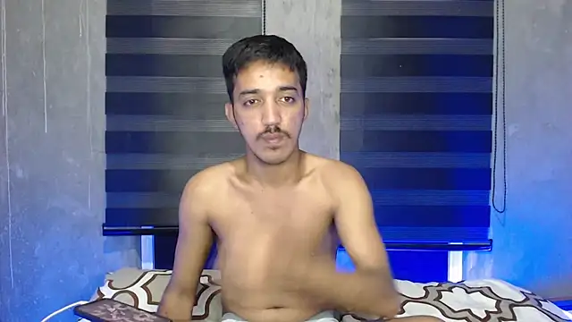 Snapshot of RowyCam chatting on 09-20-25, 08:48 RowyCam online show from 09-20-25, 08:48