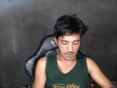 RowyCam online show from 11-23-25, 06:35