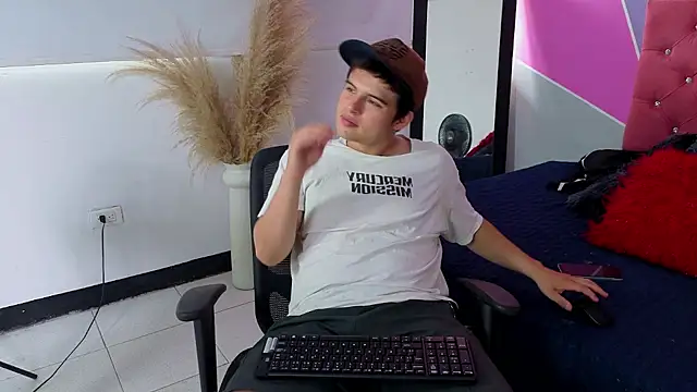 invincible200 online show from 09-29-25, 03:17