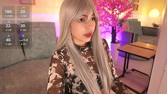 NamiKimura online show from 04-13-26, 07:19