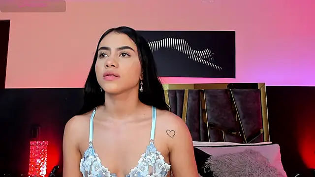 Snapshot of ScarletTorres chatting on 09-21-25, 03:02 ScarletTorres online show from 09-21-25, 03:02