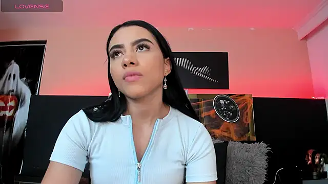 ScarletTorres online show from 10-21-25, 06:41